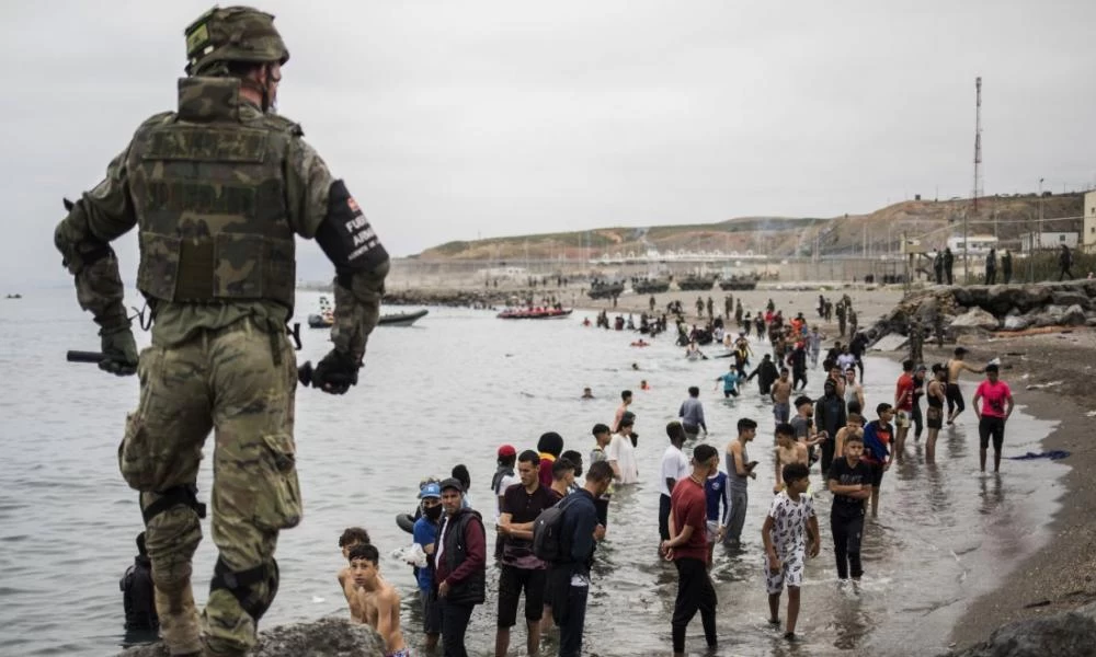 Ισπανία: Μαζική εισροή μεταναστών- Βγήκε ο στρατός